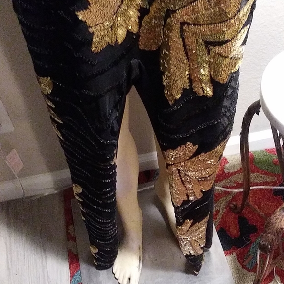 36'',28'',38''Talk about Sexy! Black & Gold Sequined Jumpsuit - Picture 5 of 15